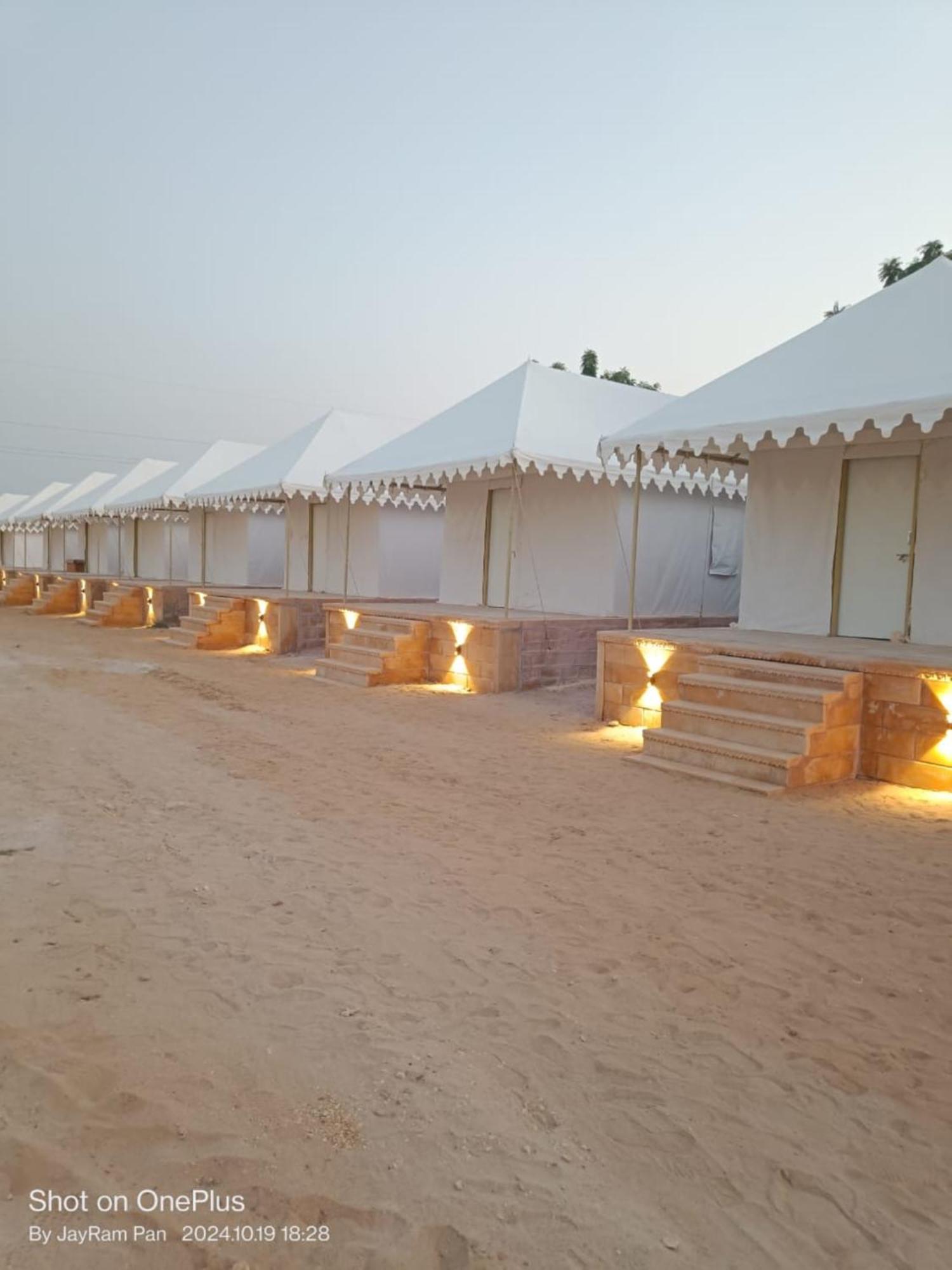 Sam Dunes Desert Luxury Camp & Resort Jaisalmer Extérieur photo